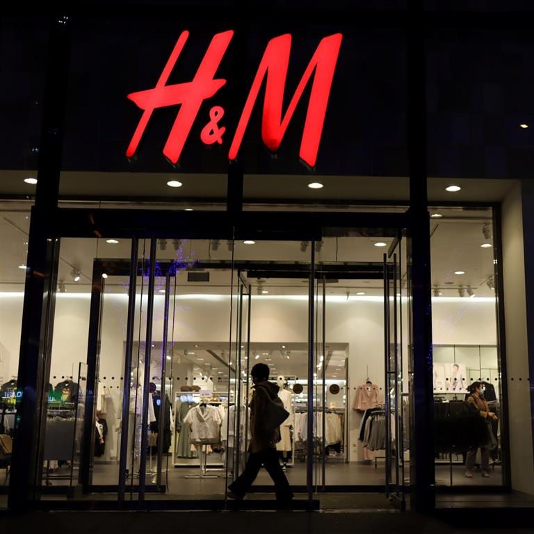 متجر H&M في مركز تسوق أكوا فلوريا